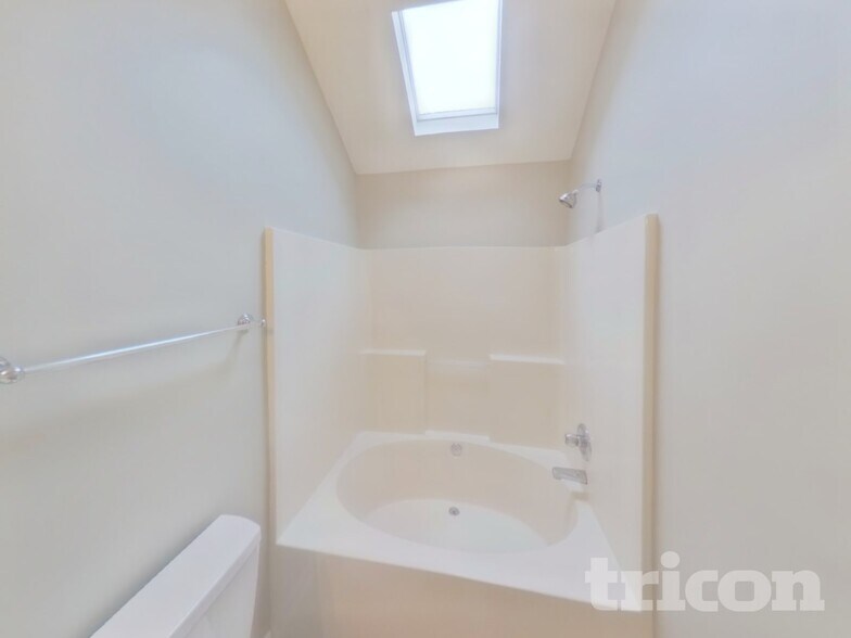 Building Photo - 1429 Factors Walk