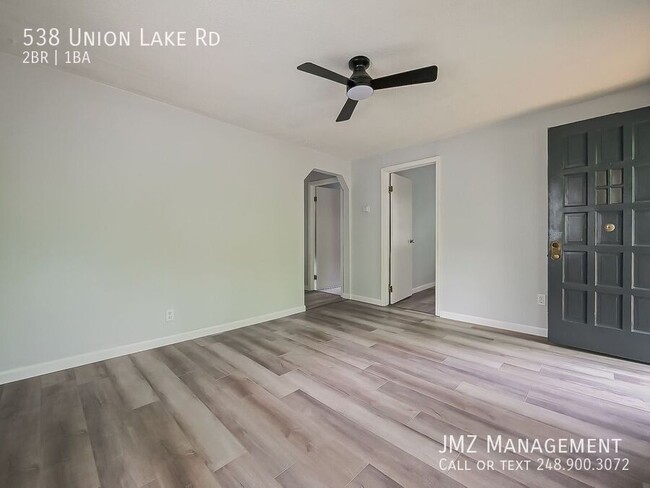 Building Photo - 538 Union Lake Rd