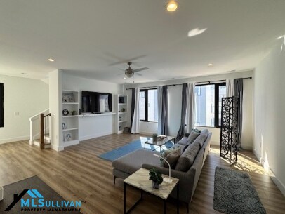 Building Photo - 1115 Nova St