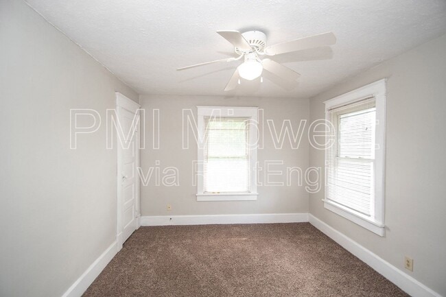 Building Photo - 1543 E Ohio St