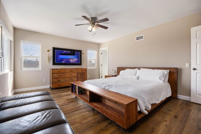 Building Photo - Enjoy the view from this 4 bedroom home with solar and overlooking the lagoon in quiet neighborhood