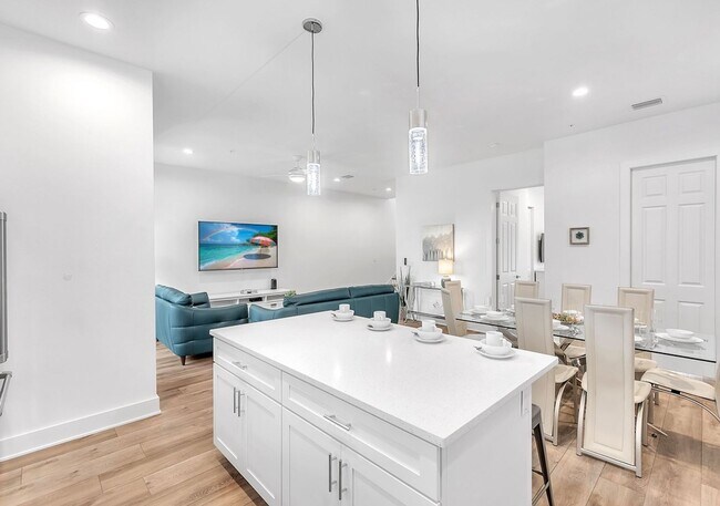 Building Photo - 15405 Gulf Blvd