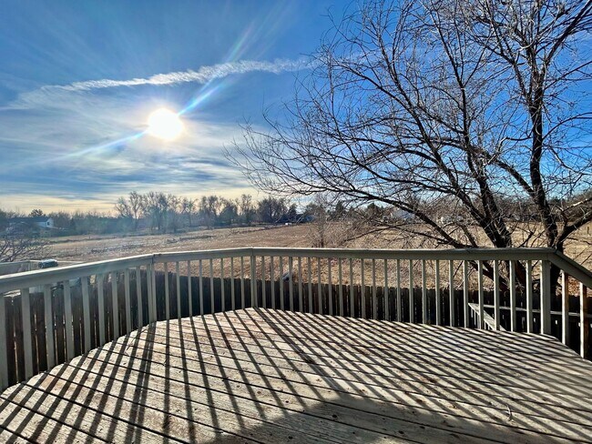 Building Photo - Completely Remodeled Home for Rent in Northwest Longmont