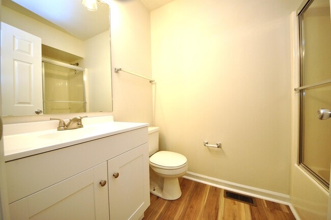 Building Photo - 49 Monterey Cypress Dr