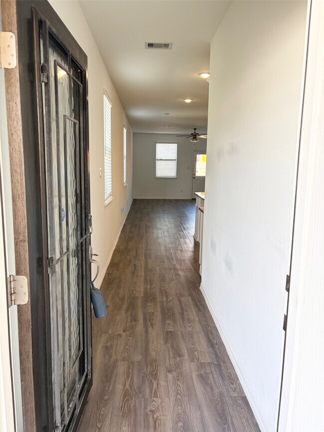 Building Photo - 23206 Wise Walk Dr