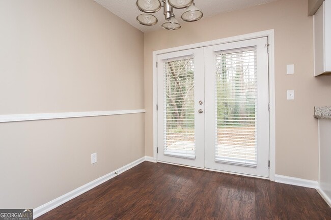 Building Photo - 141 Montego Cir