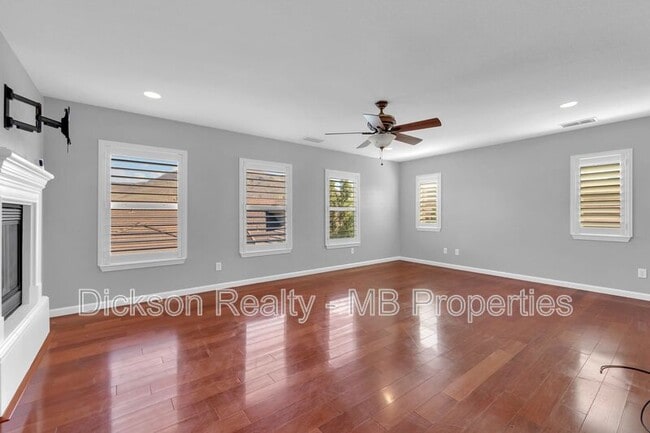 Building Photo - 2125 Peaceful Valley Dr