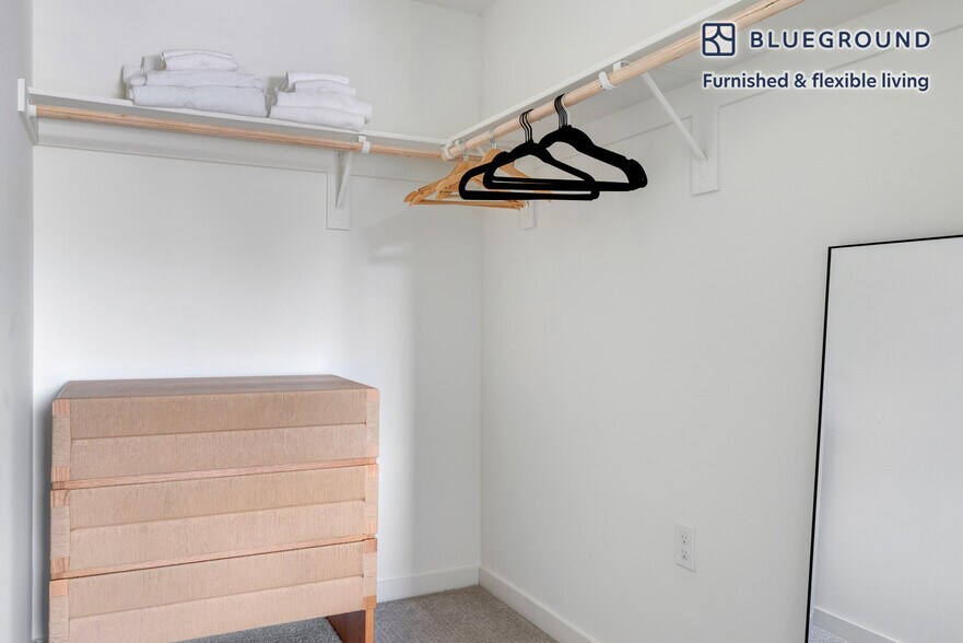 Building Photo - 1501 Buena Vista Ave