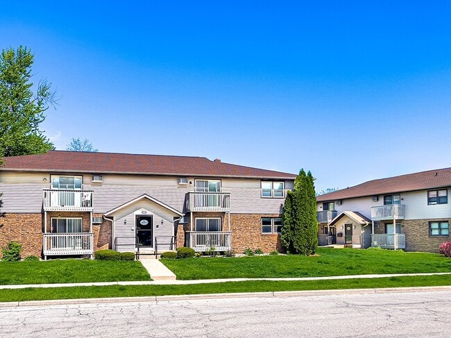 Building Photo - Woodland Village