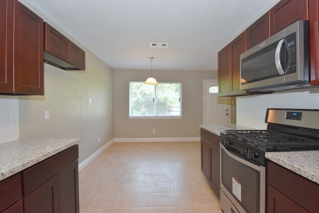 Building Photo - 3615 Willie Way
