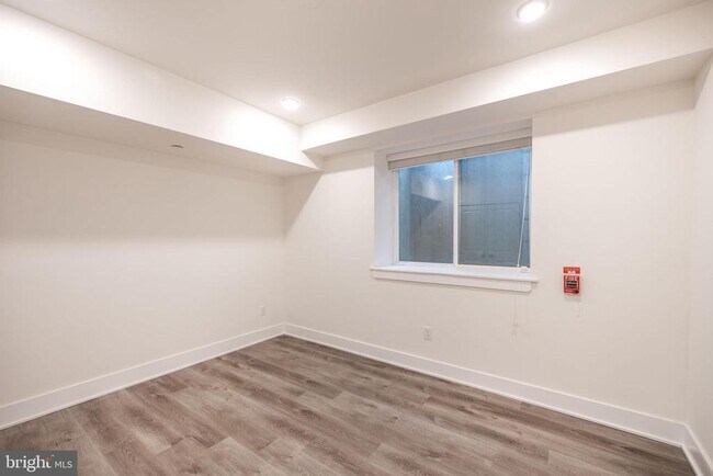 Building Photo - 1429 Germantown Ave