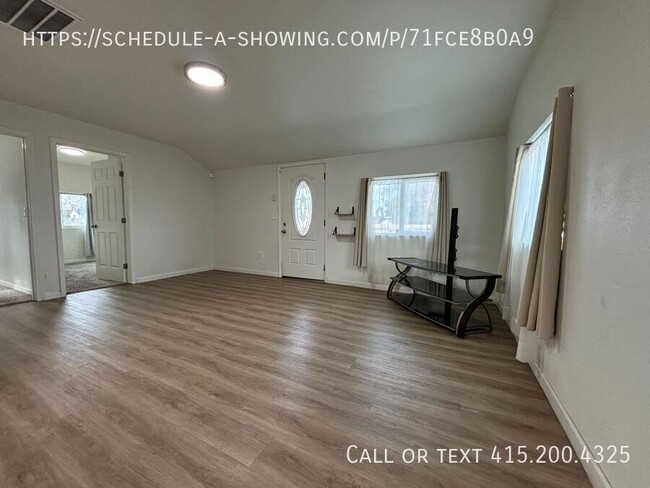 Building Photo - Stunningly Renovated Home with Modern Upgr...