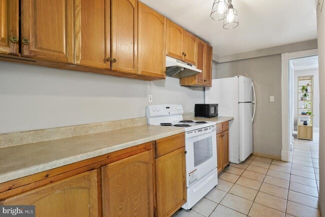 Building Photo - 471 Florida Ave NW