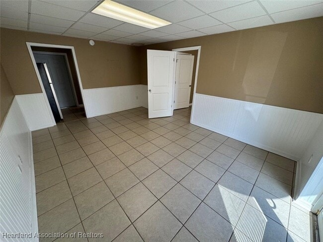 Building Photo - 241 S Commerce Ave