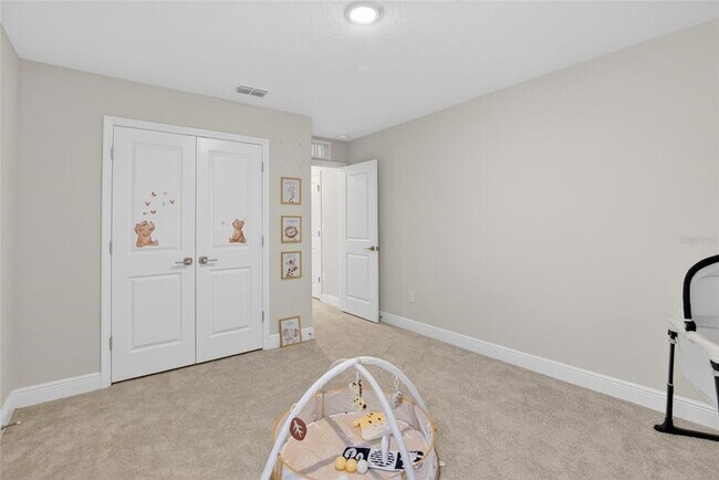 Building Photo - 10009 Surrey Rose Dr