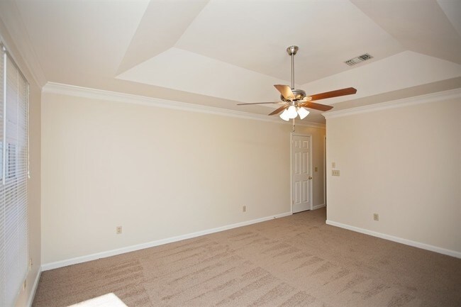 Building Photo - 5250 Rustic Way