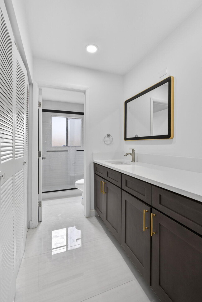 Building Photo - 7771 Blackwood Ln