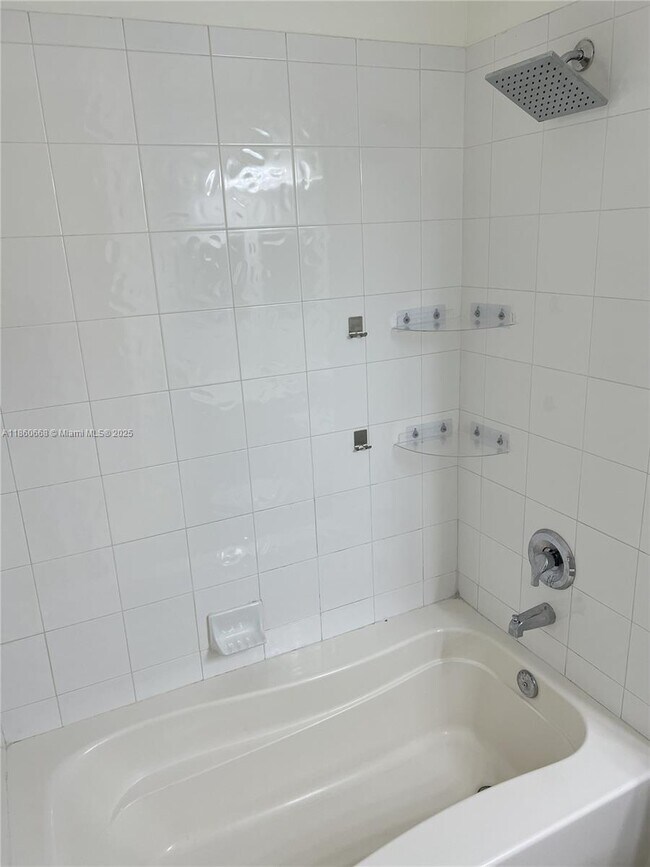 Building Photo - 4602 SW 160th Ave