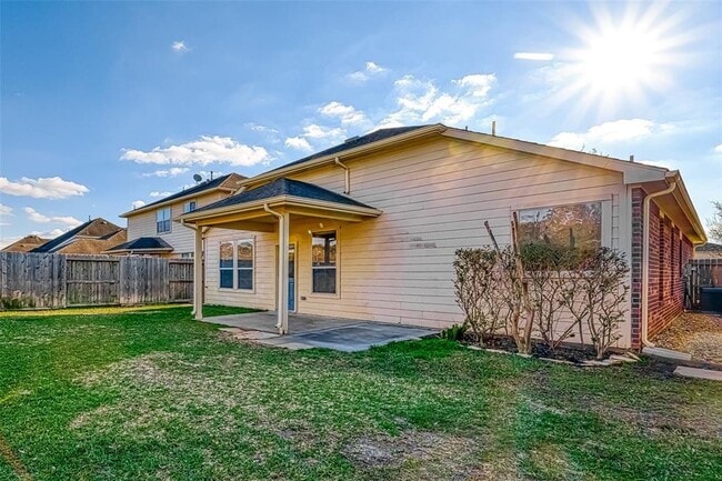 Building Photo - 2439 Marquette Trail