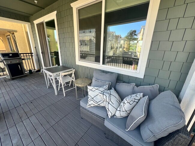 Building Photo - 24157 Amaranth Loop