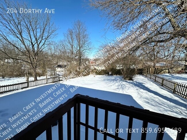 Building Photo - 204 Dorothy Ave