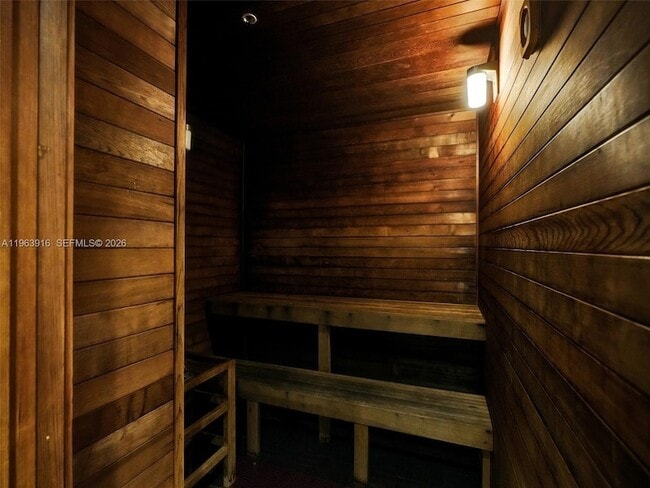 Building Photo - 300 S Biscayne Blvd