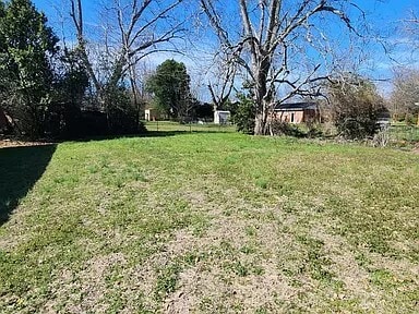 Building Photo - 247 Horton Dr