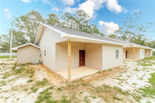 Building Photo - 1002 S Pine St