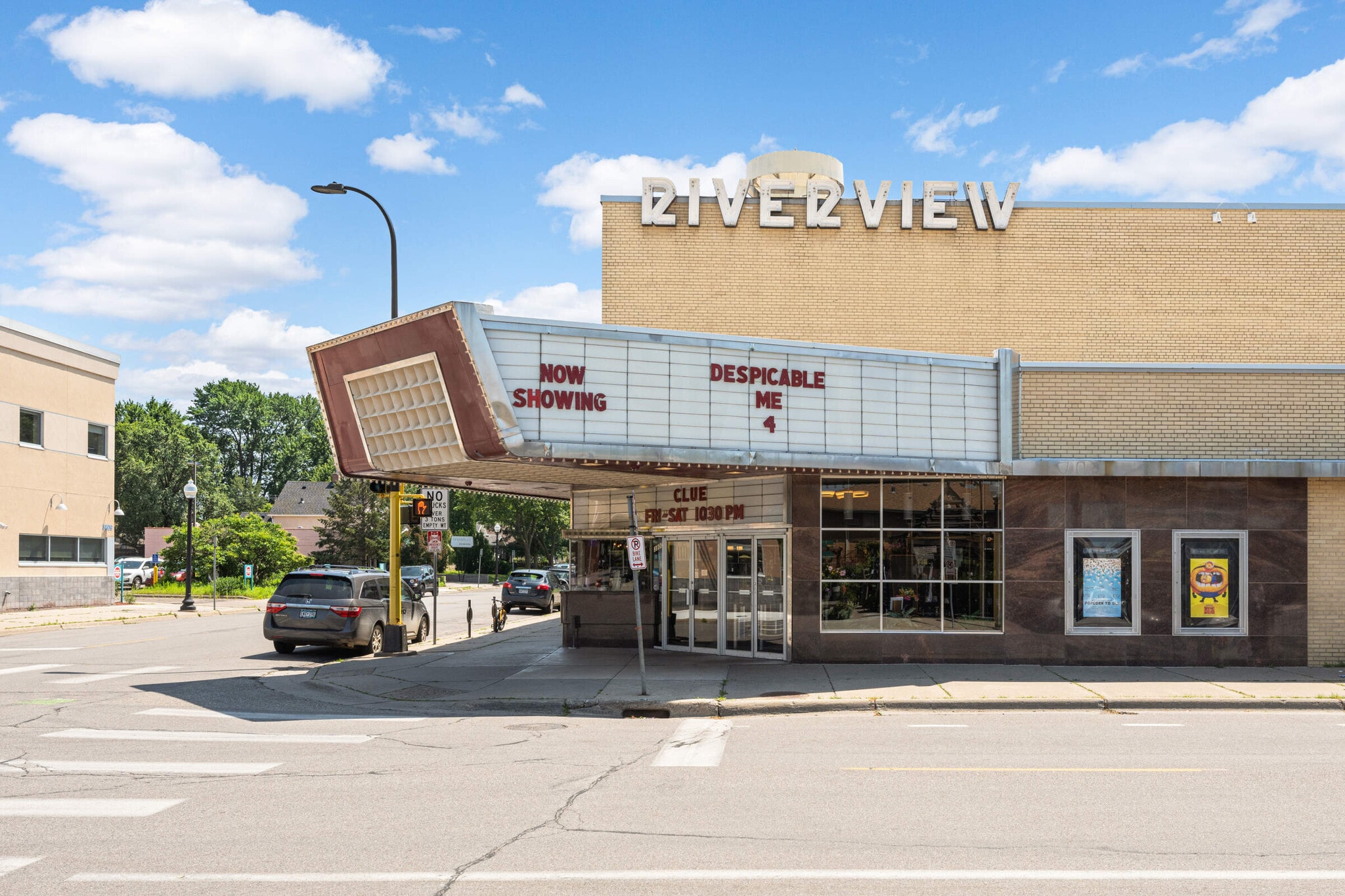 Building Photo - 2611 E 38th St