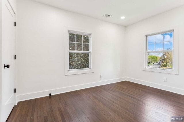 Building Photo - 648 E Broad St