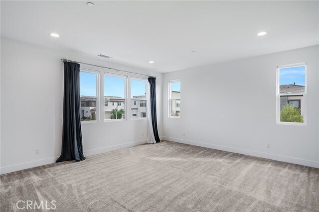 Building Photo - 106 Draw