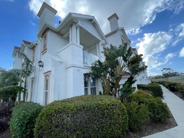 Building Photo - 855 Harbor Cliff Way