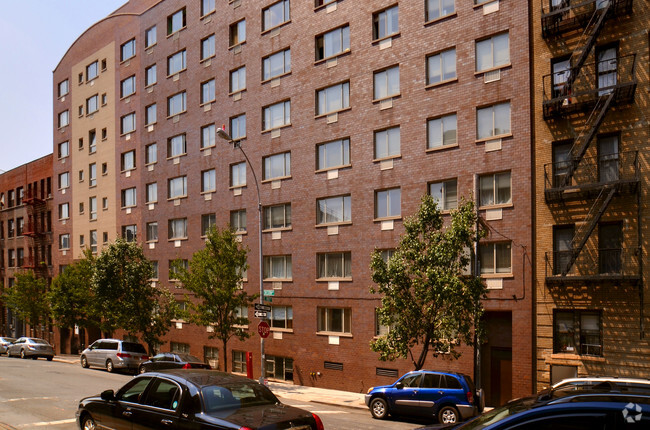 Building Photo - Creston Avenue Apartments