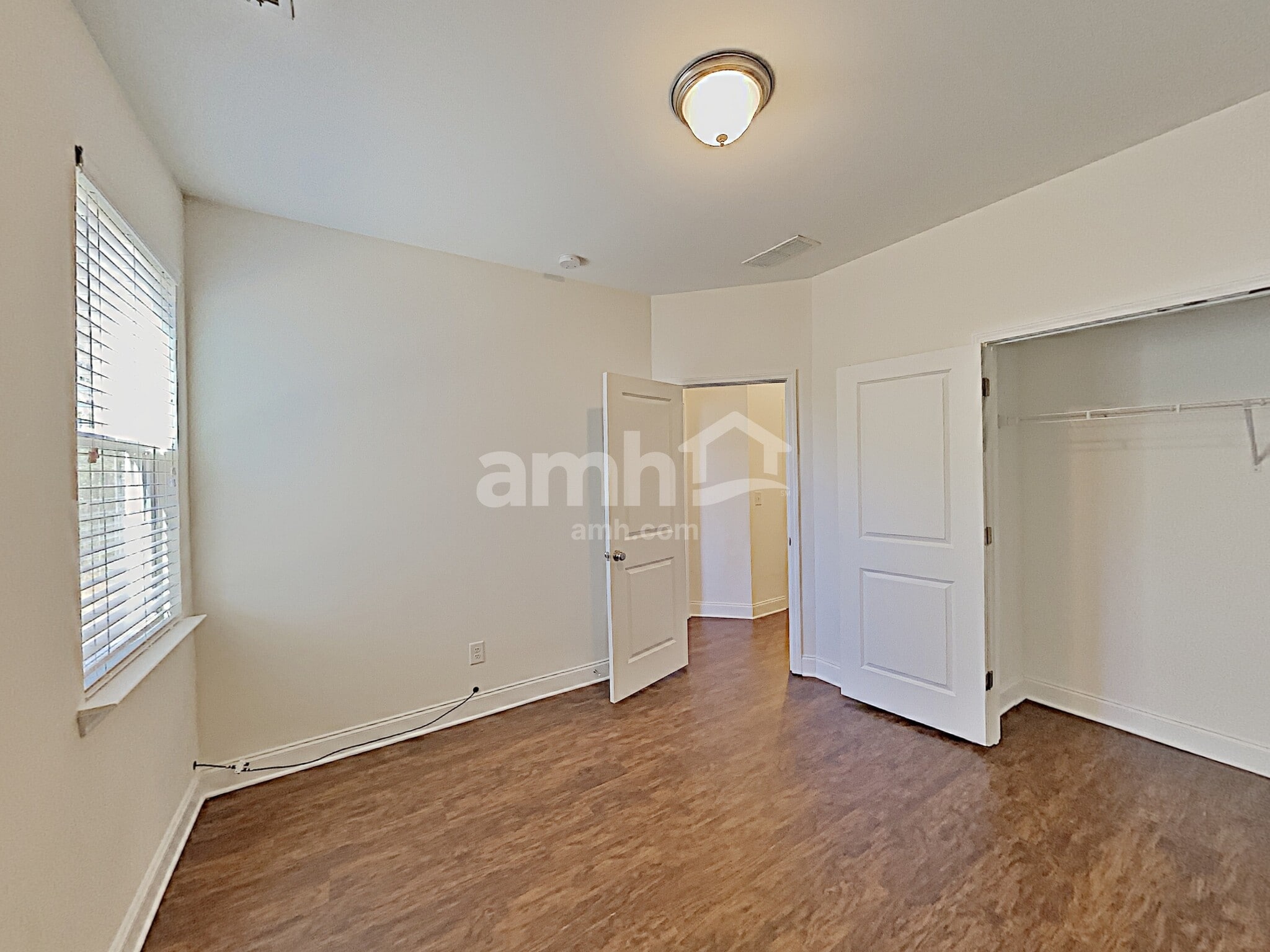 Building Photo - 209 McBee Pl