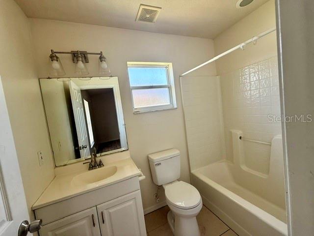 Building Photo - 1157 Normandy Dr