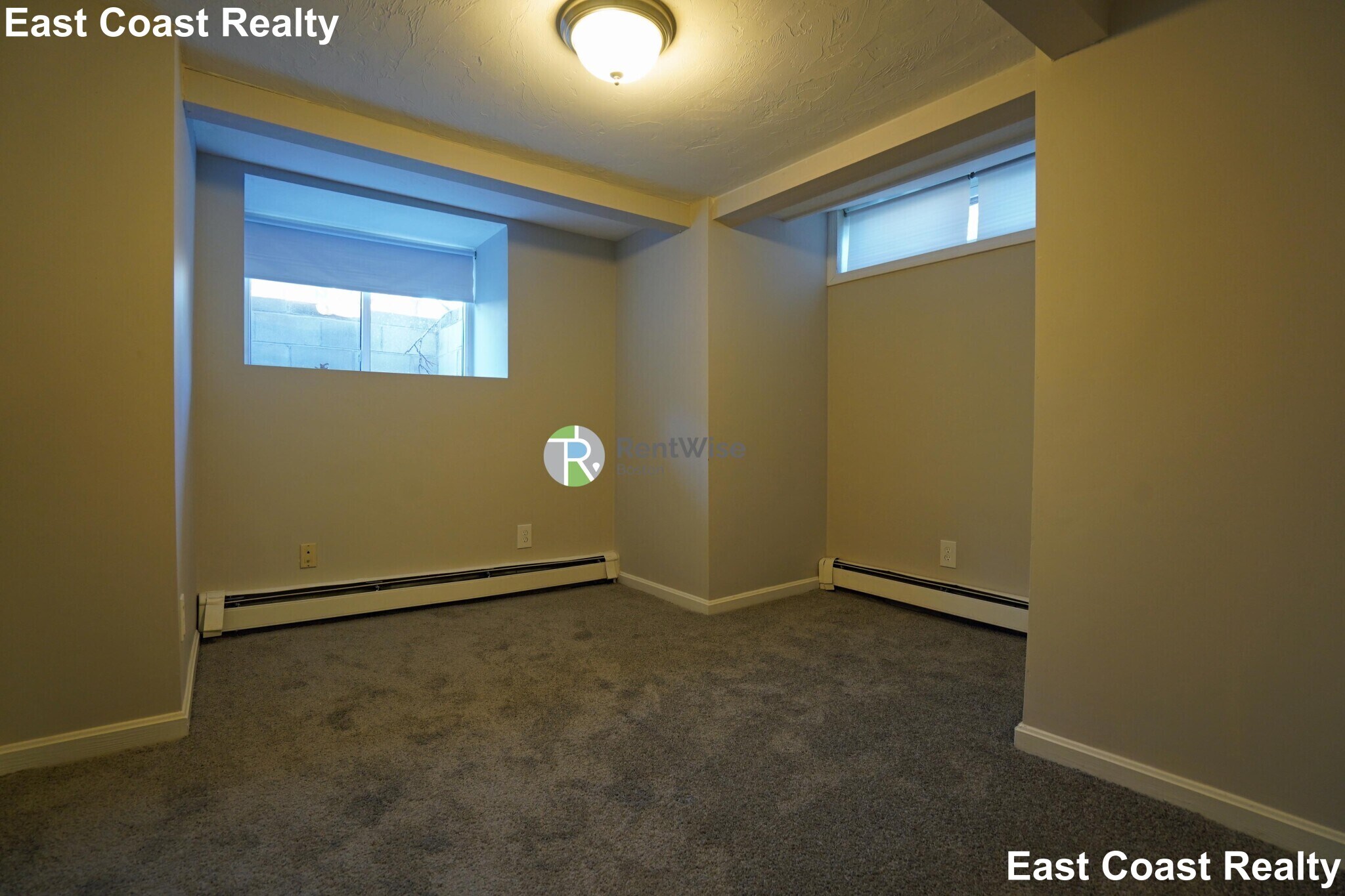 Building Photo - 21 Linden St