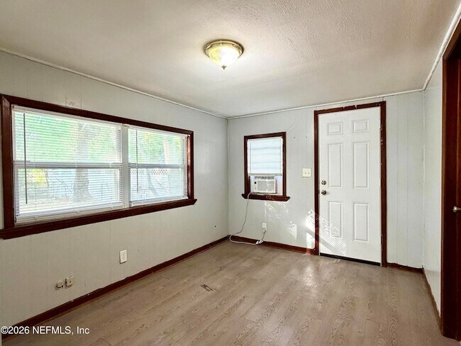 Building Photo - 4037 Conga St
