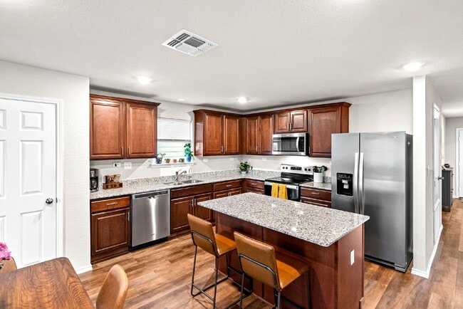 Building Photo - Where Everyday Moments Feel Like Home