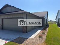 Building Photo - 2112 N Reece St