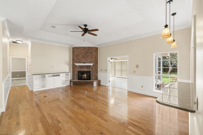 Building Photo - 1300 Windward Cir