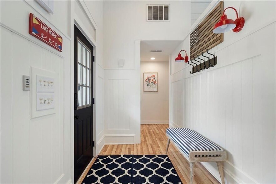 Building Photo - 61 View Point Dr