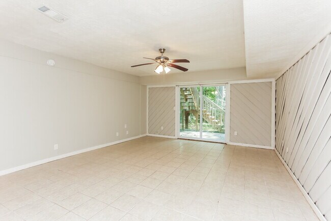 Building Photo - 338 Triborough Hollow SW