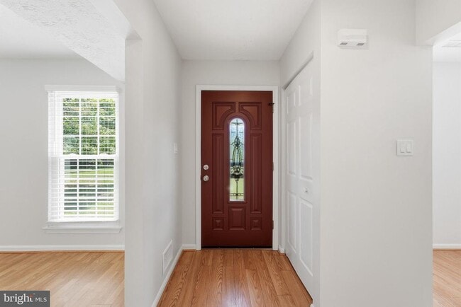Building Photo - 2401 W Rosecroft Village Cir