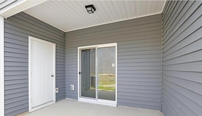 Building Photo - 177 Loren Rd