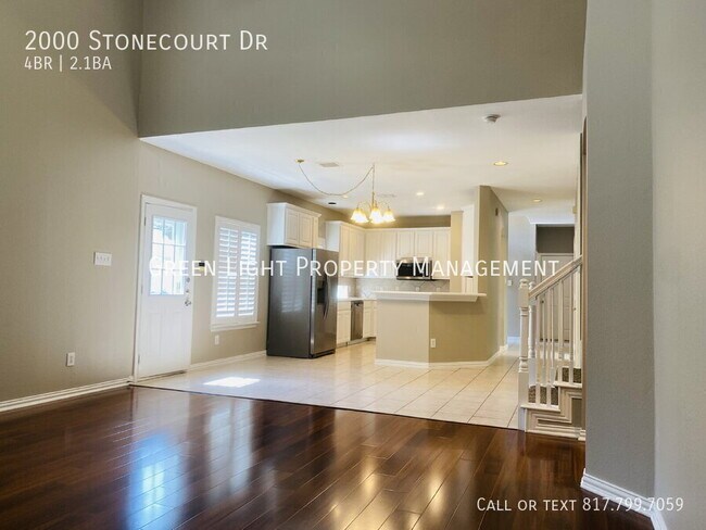 Building Photo - 2000 Stonecourt Dr