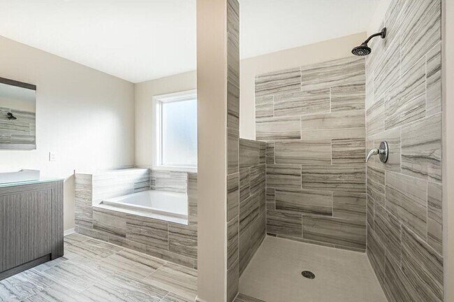 Building Photo - 10540 Windsor Park Dr