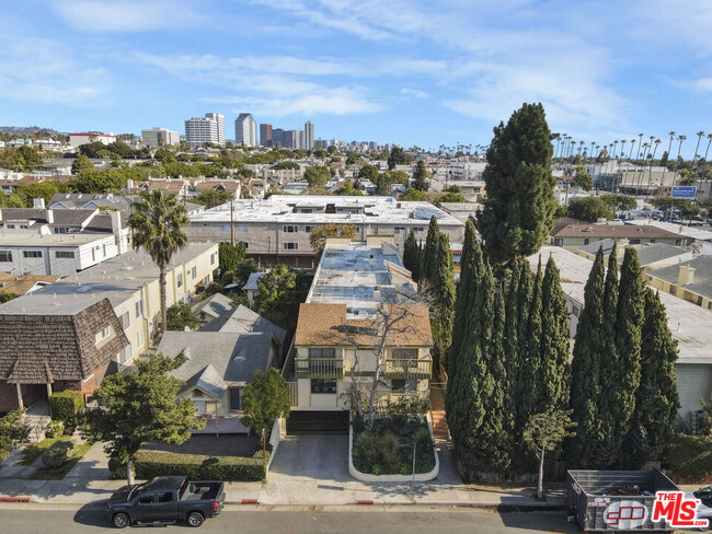 Building Photo - 1325 26th St