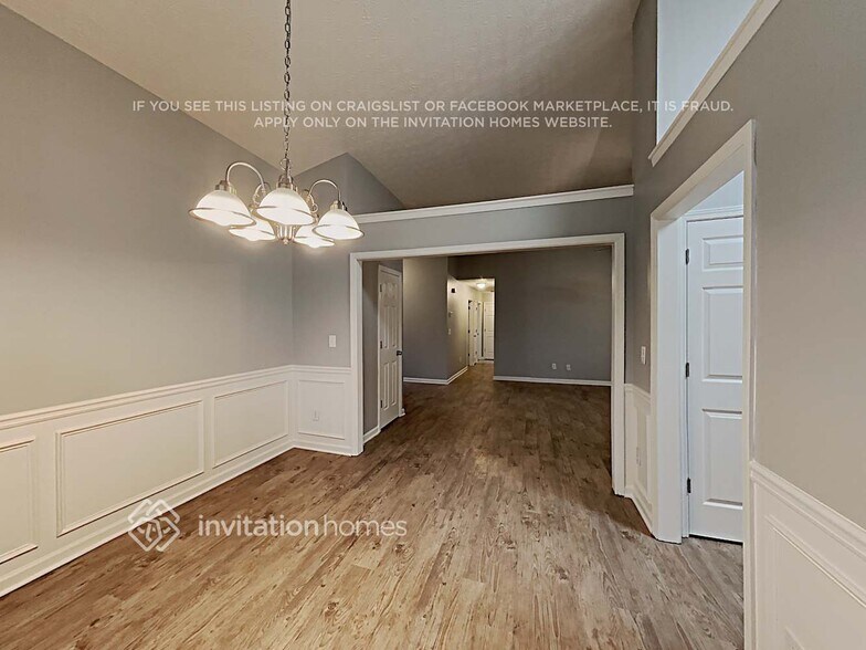 Building Photo - 40 Champions Ln