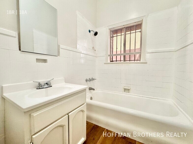 Building Photo - 739 Normandie Ave