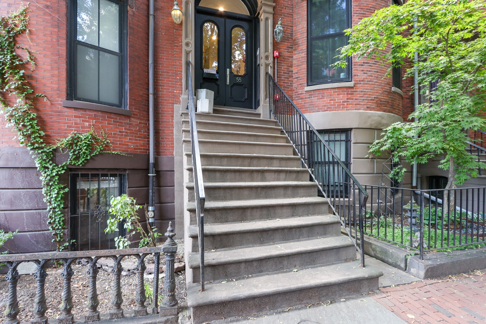 Building Photo - 55 E Springfield St